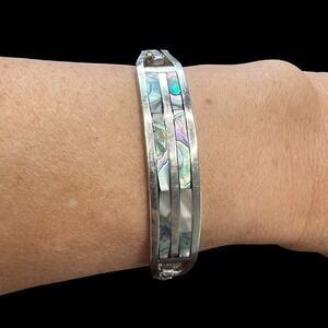 Vintage Alpaca Mexico Abalone Bangle Bracelet Silver‎ Tone 7.5 in Signed Inlay